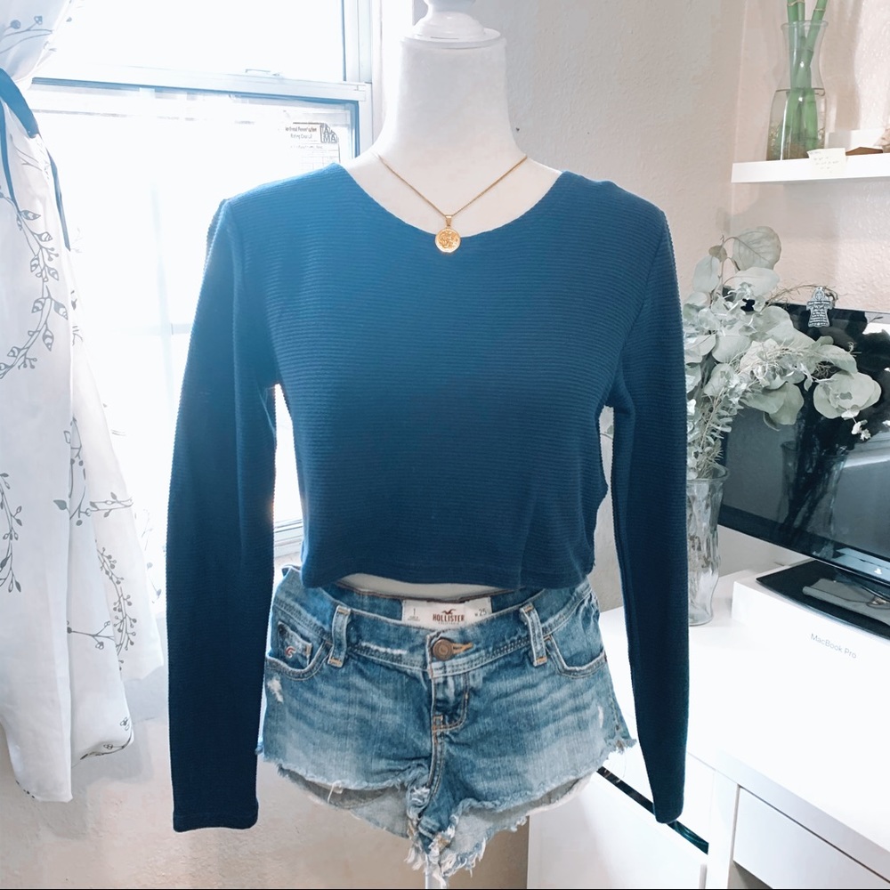 DIVIDED H&M Long sleeves Croptop L